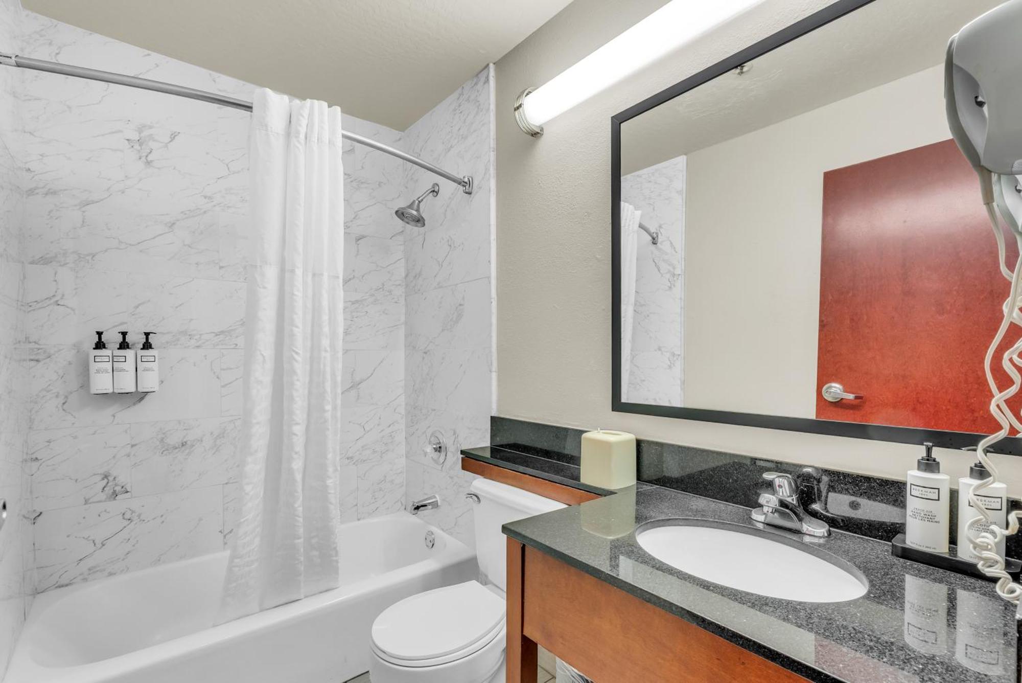 Wyndham Garden Fremont Silicon Valley 3*
